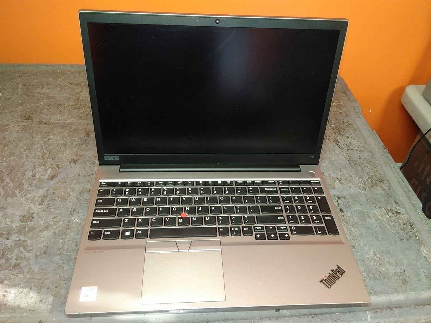 Cracked Screen Lenovo ThinkPad E15 Laptop Core i7-10510u 1.8GHz 8GB 500GB w/OS