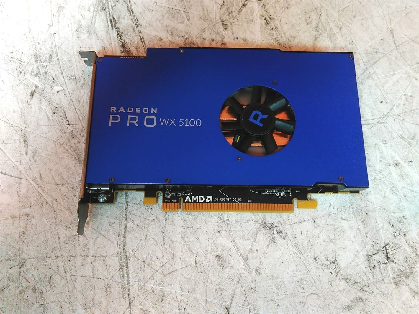 AMD Radeon Pro WX 5100 102C9541200 DP PCIe Video Graphics Card
