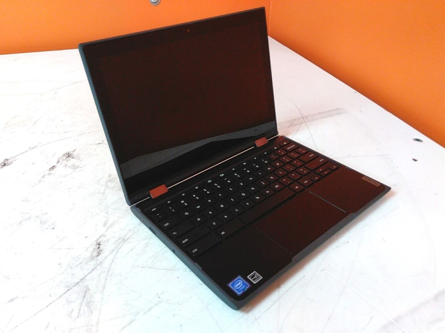 Lenovo Chromebook 500e 2nd Gen Celeron N4120 1.1GHz 8GB 64GB No PSU
