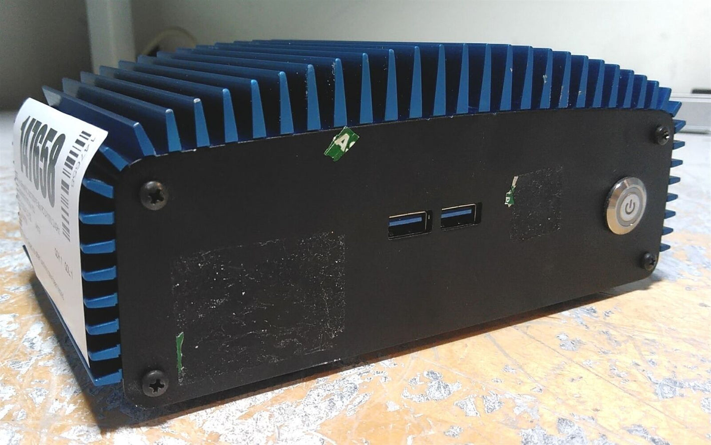 Intel SimplyNUC NUC7i3DNFE Mini PC i3-7100U 2.4GHz 8GB 500GB SSD No PSU