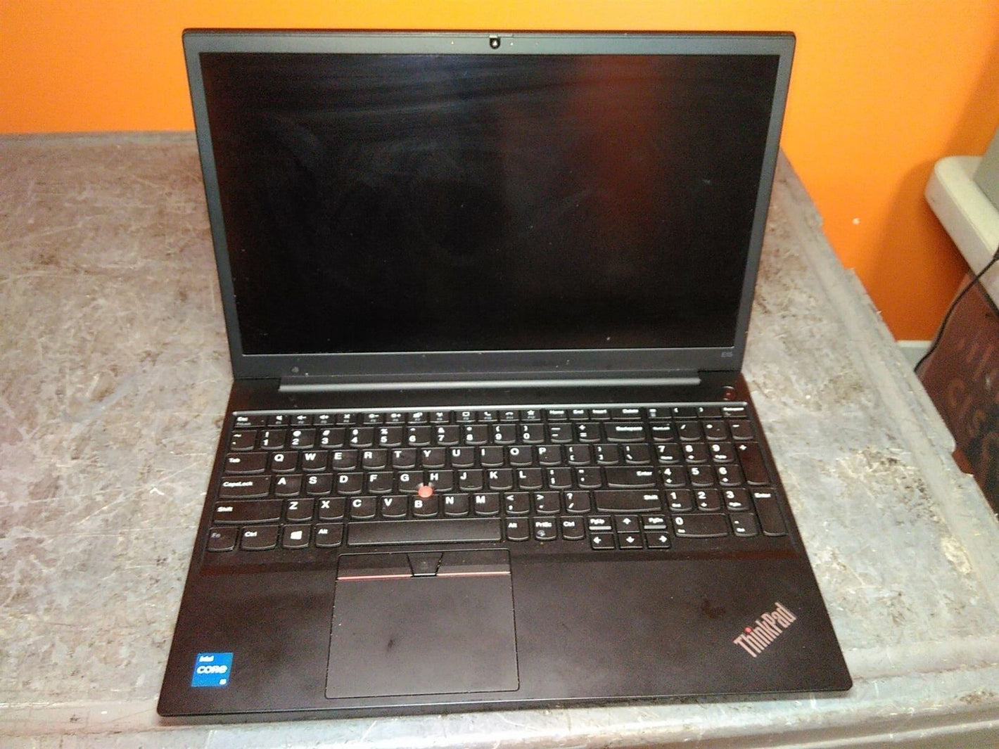 Cracked LCD Lenovo ThinkPad E15 Gen 2 Laptop Core i5-1135G7 2.4GHz 8GB 256GB OS