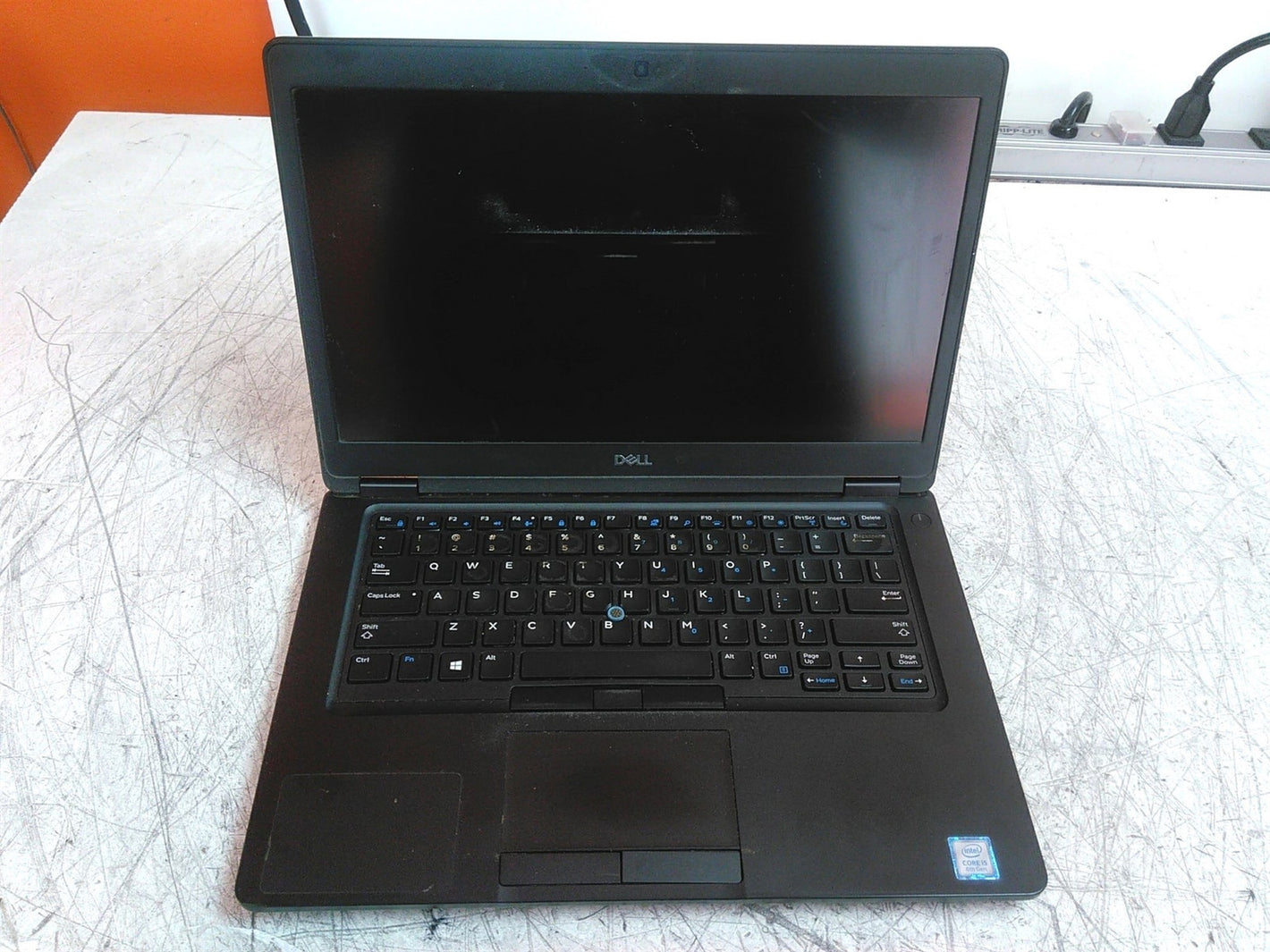 Light Spots Dell Latitude 5490 14" Laptop Intel i5-8350U 1.7GHz 8GB 256GB AS-IS