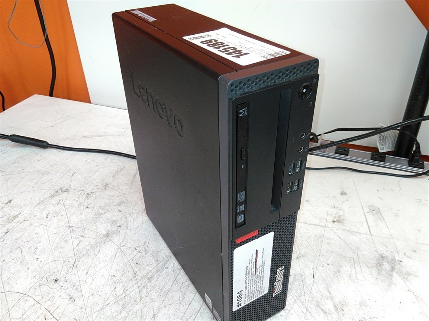 Lenovo ThinkCentre M725s SFF PC AMD Ryzen 3 Pro 2200G 3.5GHz 8GB RAM No HDD